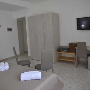 Camera con letto king size